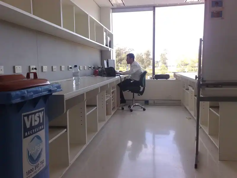 Empty Lab